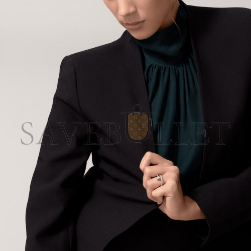 Ca*t*er juste un clou ring n4748600