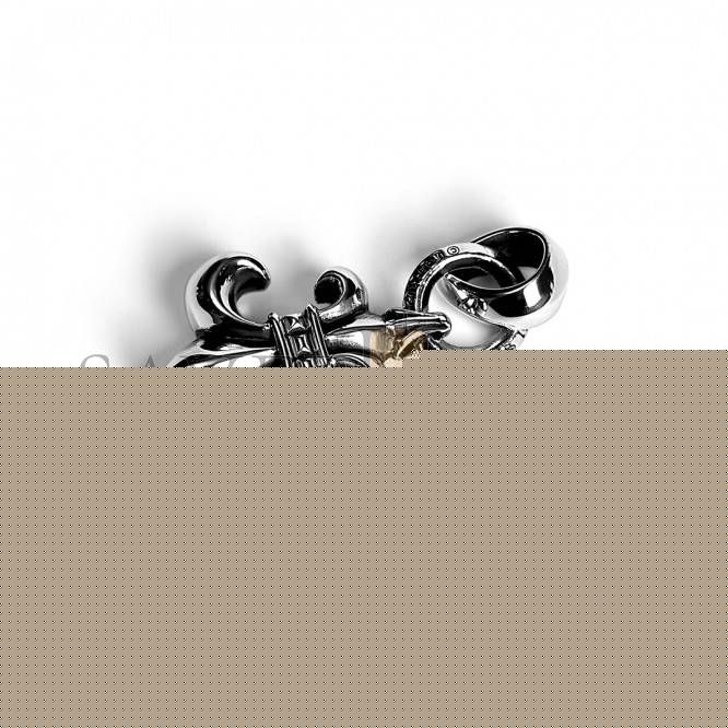 Ch**me He**ts bs fleur pendant(pendant only)