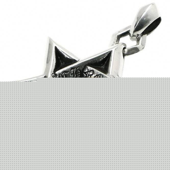 Ch**me He**ts small star of david pendant(pendant only)