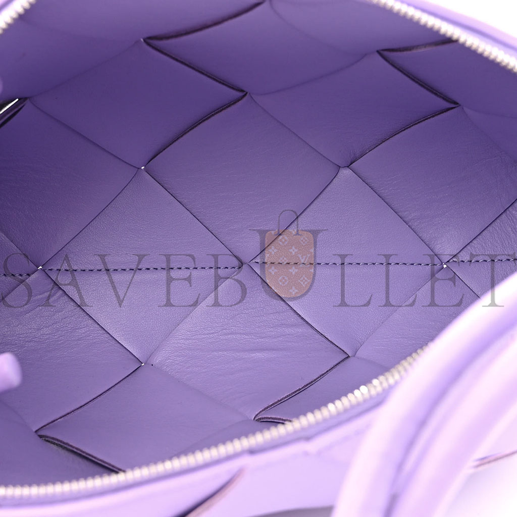 bo*te*ga Ve*ne*ta lambskin maxi intrecciato small cassette camera bag wisteria (22*14*7cm)