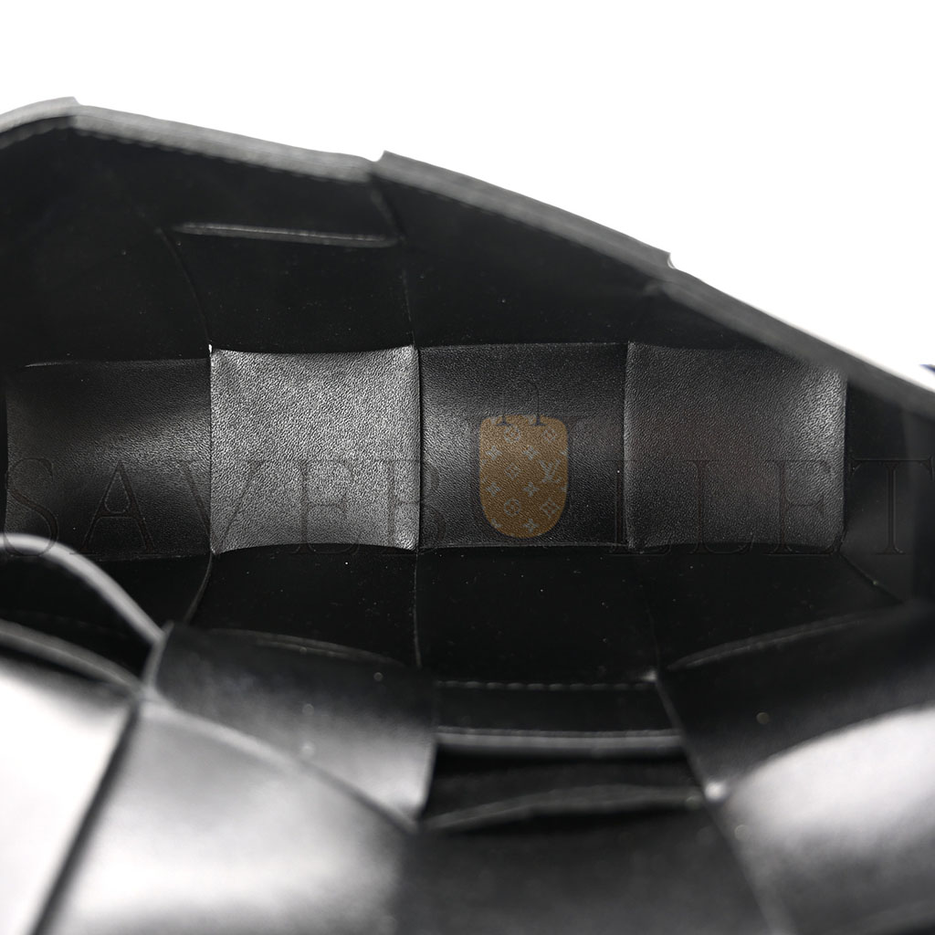 bo*te*ga Ve*ne*ta nappa maxi intreccio the belt cassette bag black (18*10*5cm)