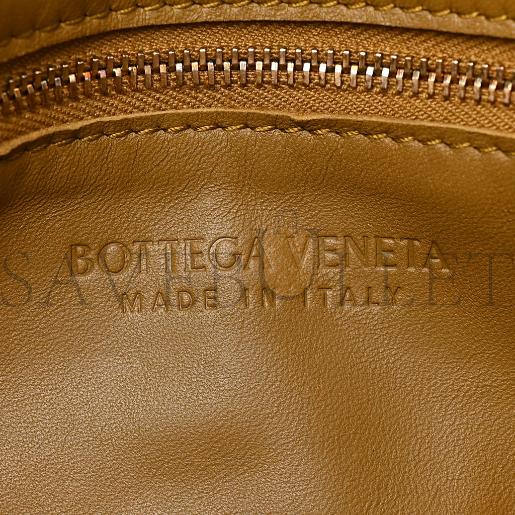 bo*te*ga Ve*ne*ta lambskin maxi intrecciato cassette crossbody bag acorn (23*15*5.5cm)