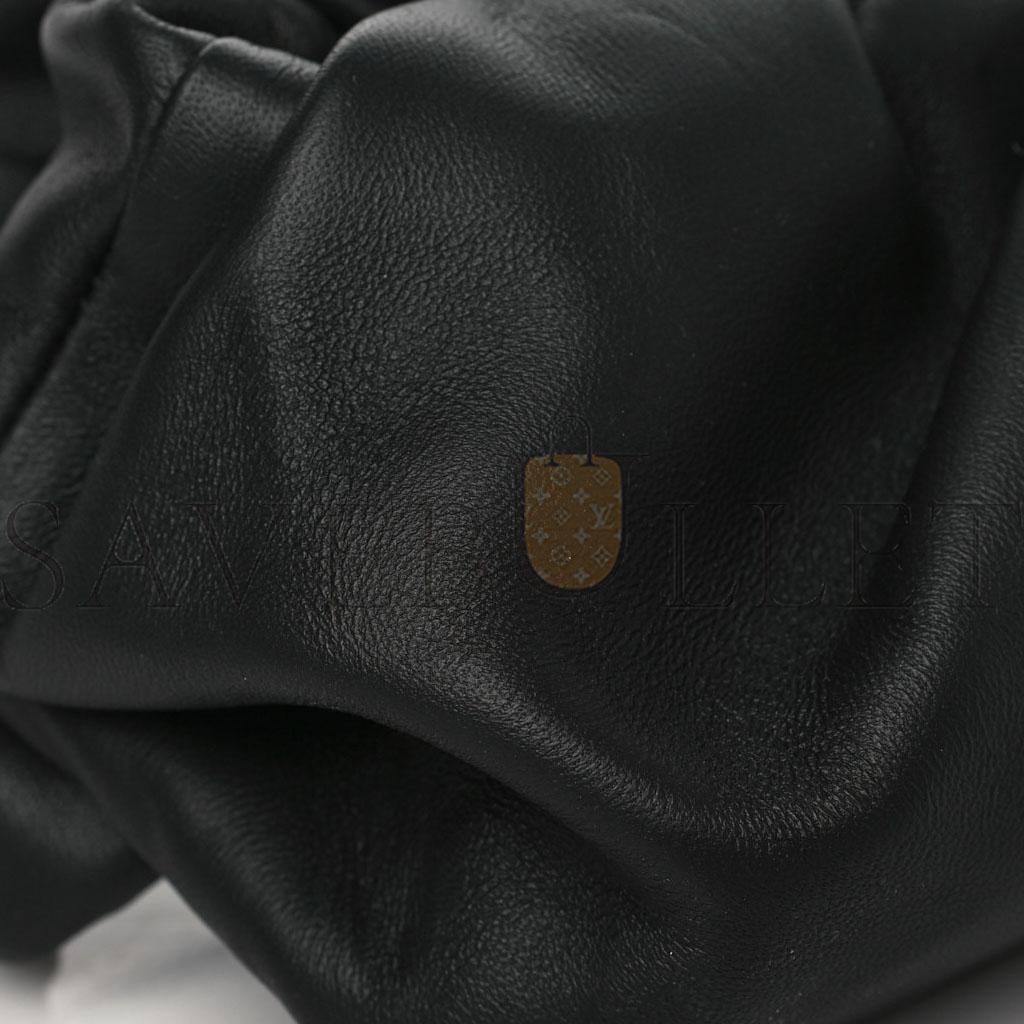 bo*te*ga Ve*ne*ta calfskin belt bag black (29*15*10cm)