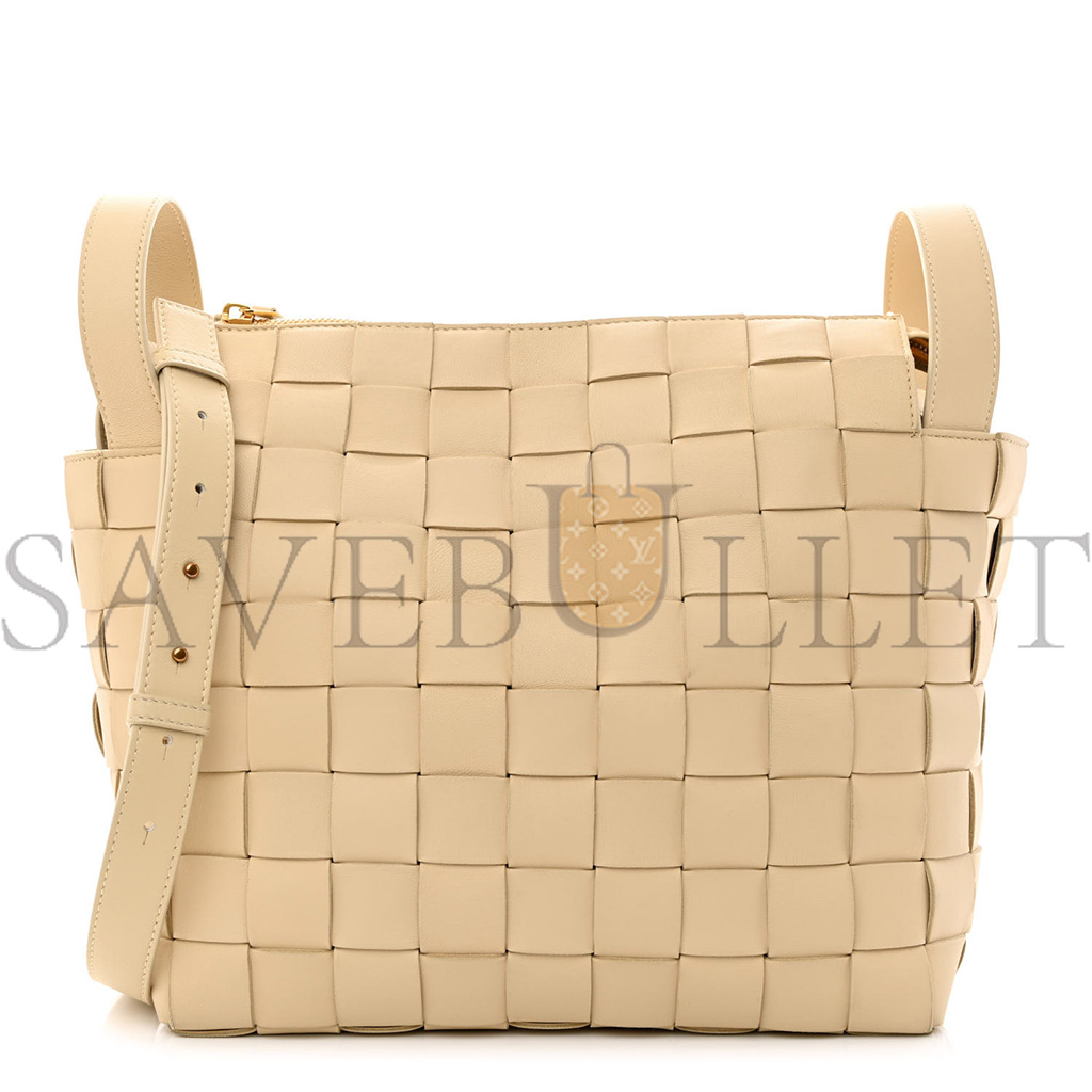 bo*te*ga Ve*ne*ta lambskin maxi intrecciato bowling cassette shoulder bag porridge (27*27*15cm)