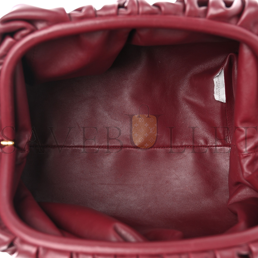 bo*te*ga Ve*ne*ta smooth butter calf the pouch oversized clutch bordeaux (37*20*8cm)