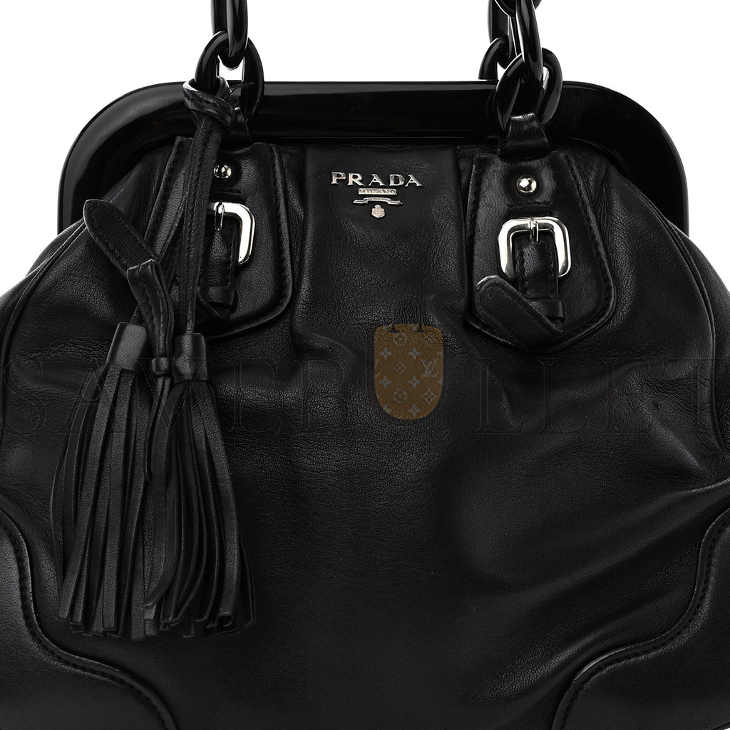 Pra*a calfskin swing chain frame bag black (25*23*10cm)