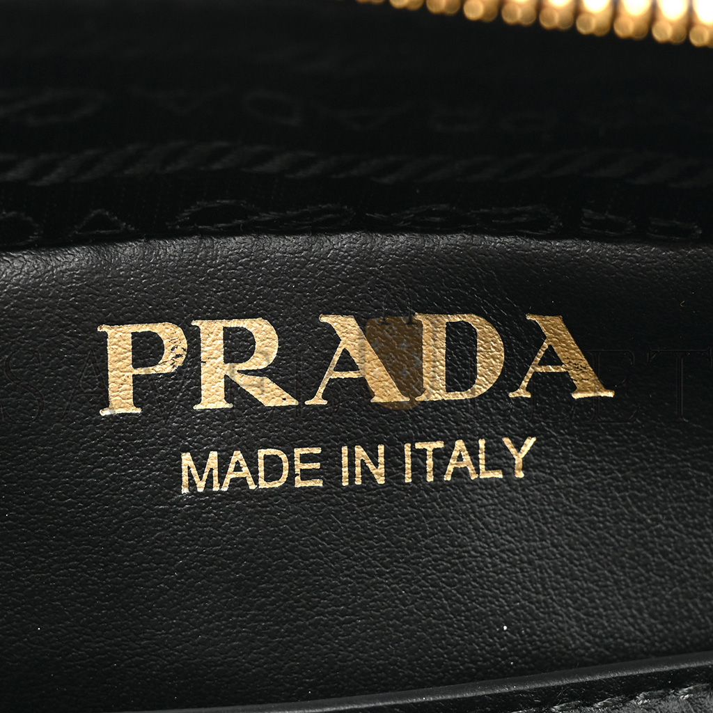Pra*a jacquard saffiano triangolo symbole embroidered small shoulder bag black corda (23*17*7cm)