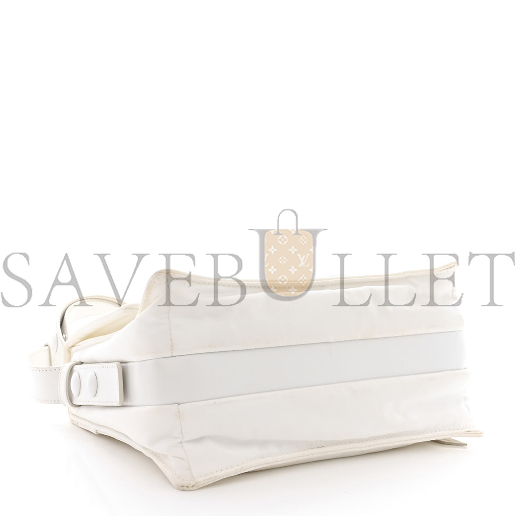 Pra*a re-nylon small padded shoulder bag white (23*16*11cm)