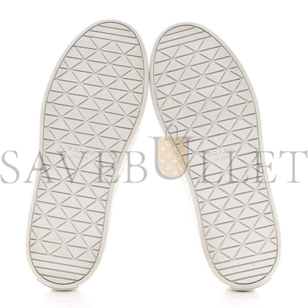 Pra*a spazzolato rois metal triangle logo 25mm sneakers 35.5 white soleil