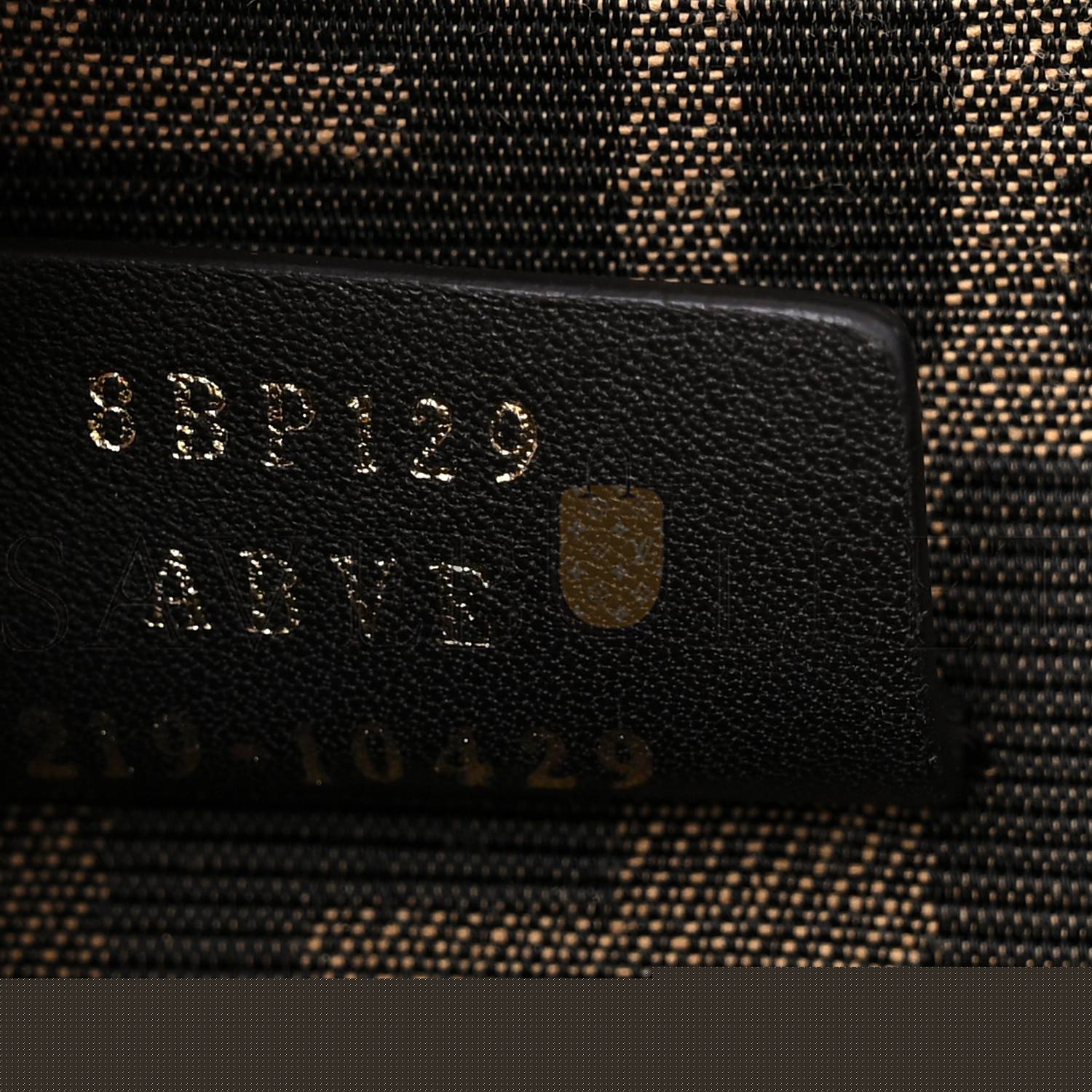 F**di shiny nappa small F**di first sand (24*18*9cm)