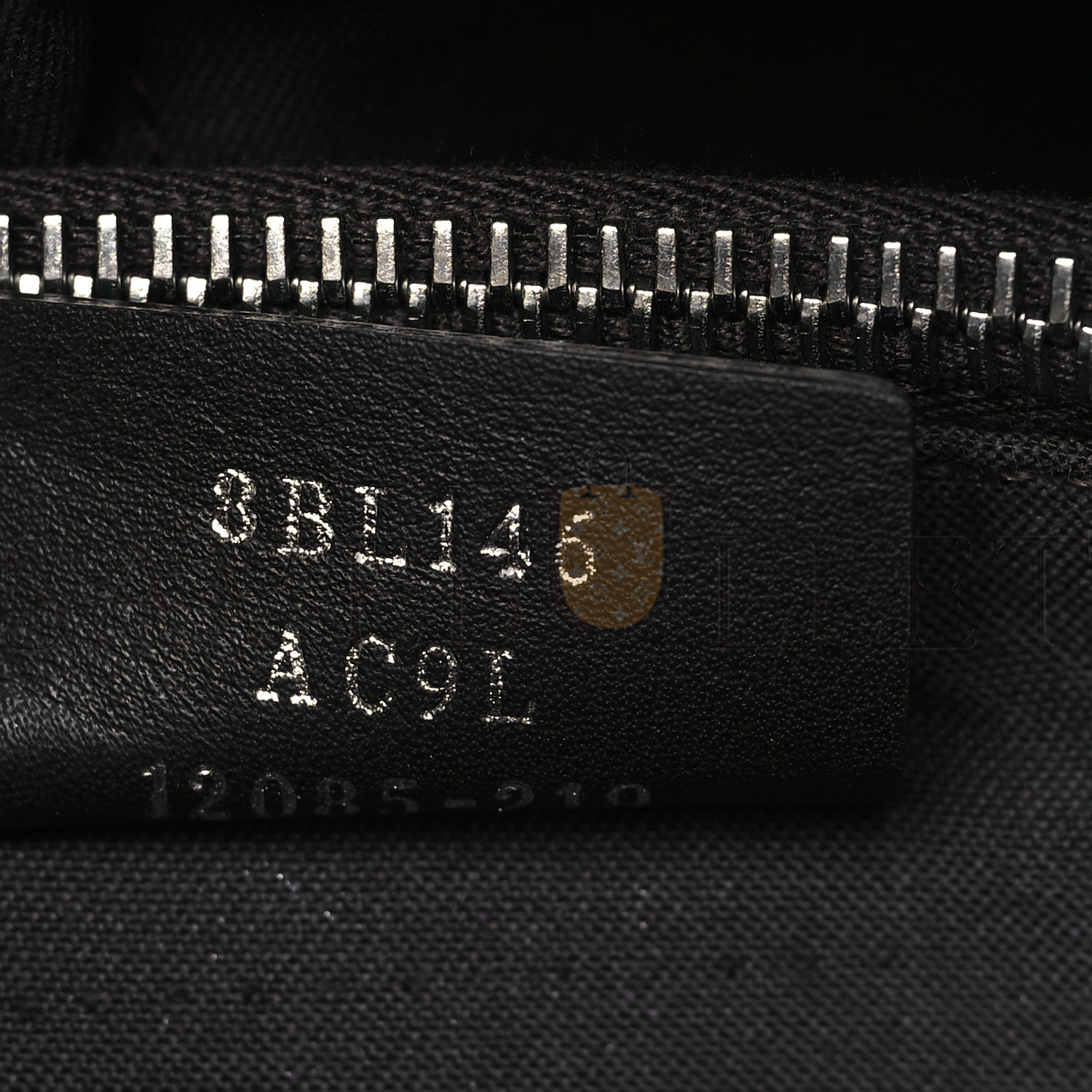 F**di vitello king logo embossed medium by the way boston bag cuoio (27*18*12cm)