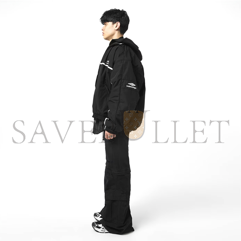 Ba*len*cia*ga white & black runner sneakers 677403w3rb29010