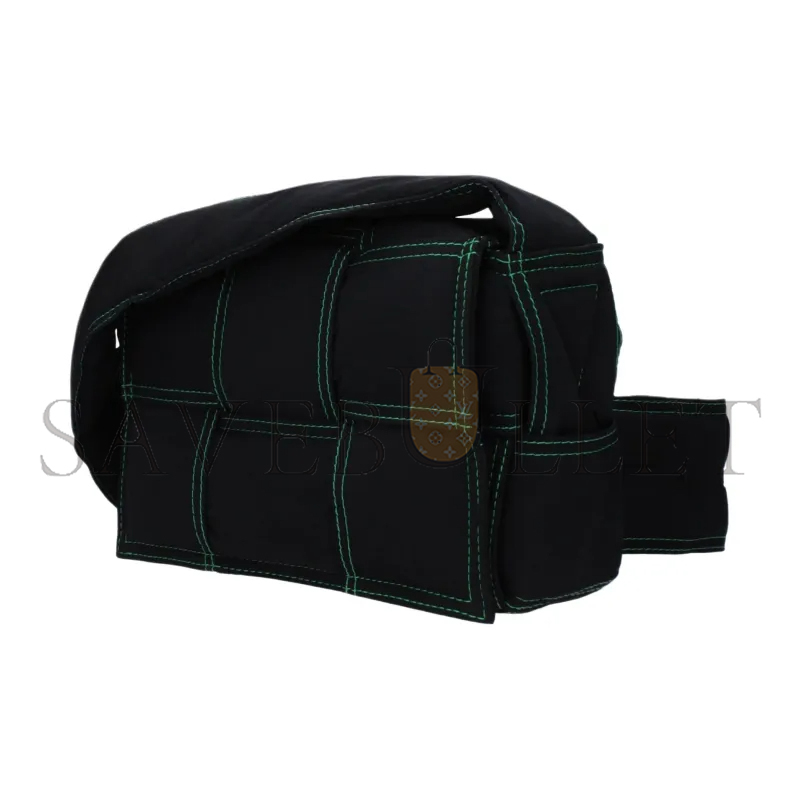 bo*te*ga Ve*ne*ta small padded tech cassette bag 795675v4gt11091 (23*14*7.5cm)