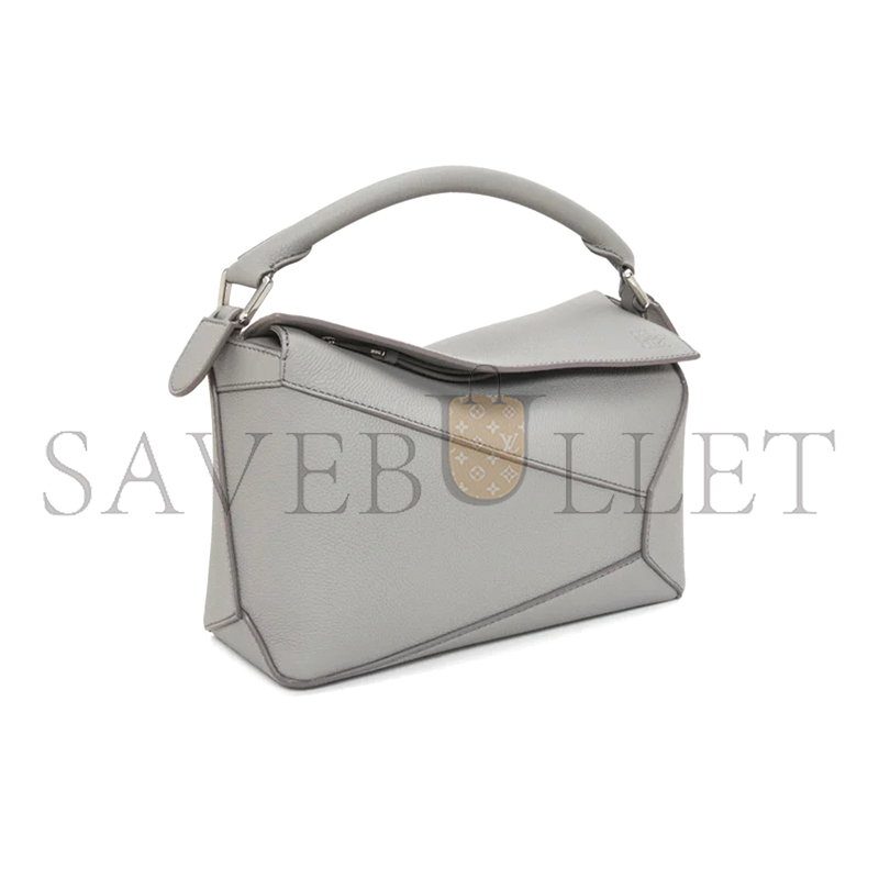 L0ew* small puzzle bag in soft grained calfskin a510p60x30-1150 (24*16.5*10.5cm)