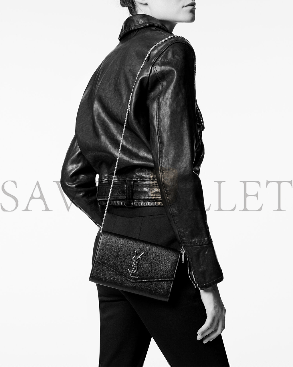 Y*L uptown chain wallet in grain de poudre embossed leather 6077881gf0j1000 (19*22*3cm)