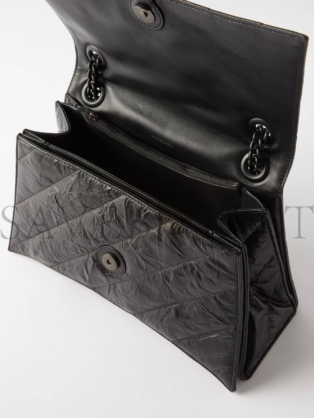 Ba*len*cia*ga black crush m quilted creased leather shoulder bag matchesfashion us (30.9*20.3*11.4cm)