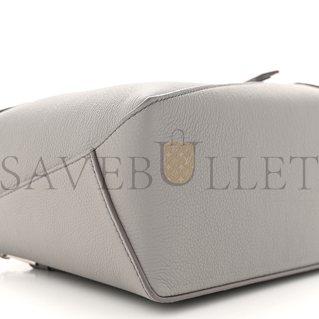 l*ew* calfskin small puzzle edge bag pearl grey (24*15*11cm)
