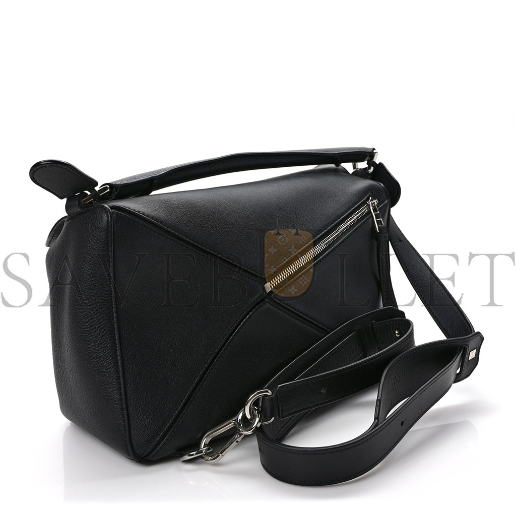 l*ew* calfskin medium puzzle bag black (29*19.5*14cm)
