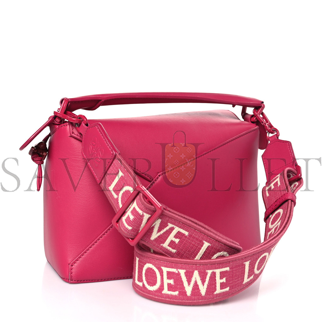 l*ew* satin calfskin monoCh*0me small puzzle edge bag ruby red glaze (24*16.5*10.5cm)