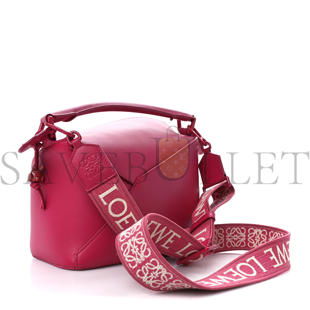 l0ew* satin calfskin monoCh*0me small puzzle edge bag ruby red glaze (24*16.5*10.5cm)