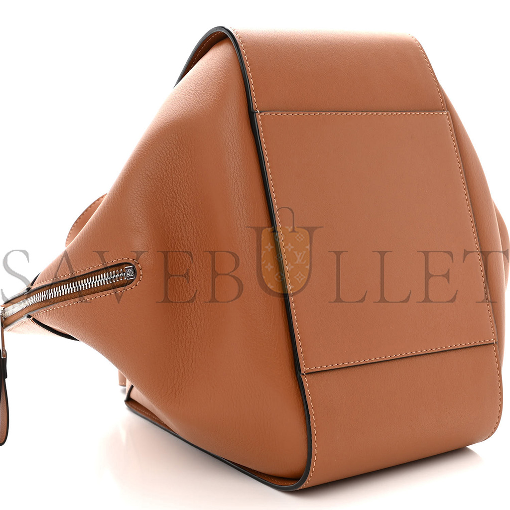 l*ew* calfskin small hammock shoulder bag tan (30*25*13.5cm)