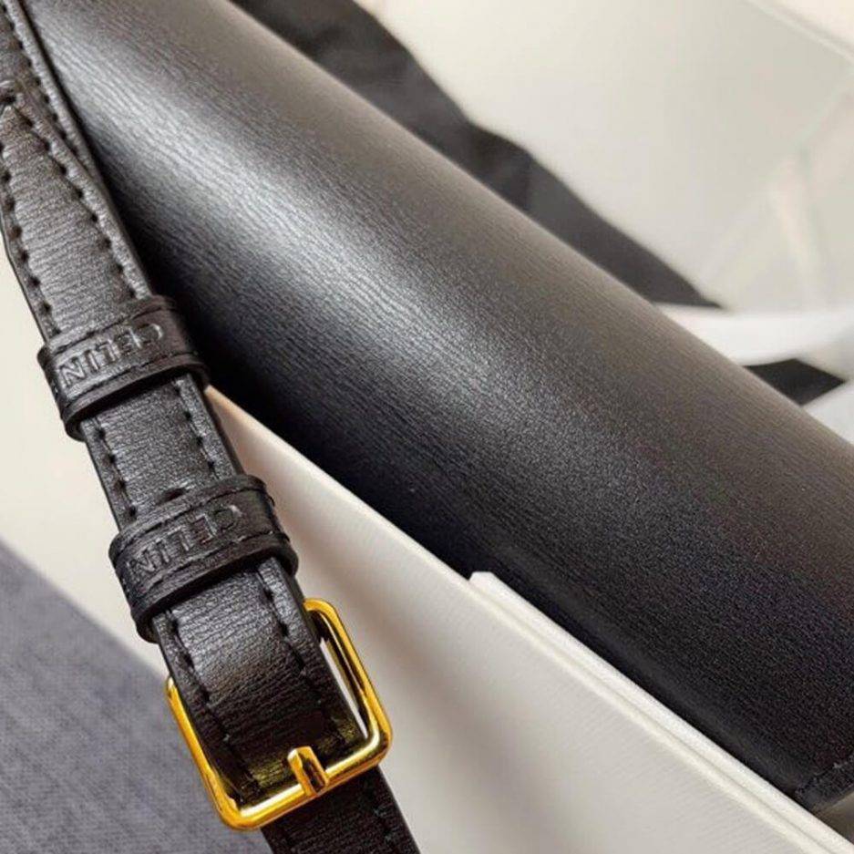 Ce**e triomphe shoulder bag 194143bf4.38no (20cm*10cm*4cm)