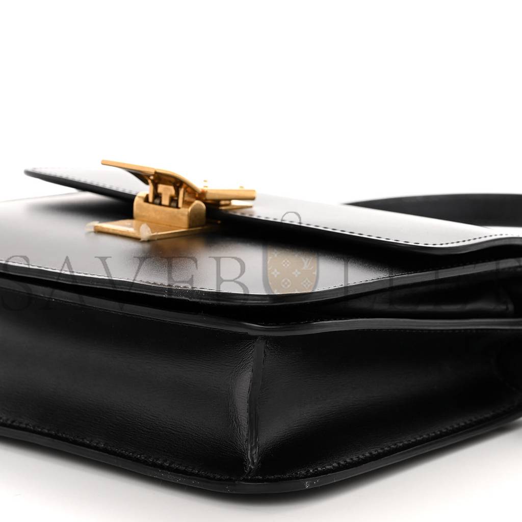 Ce**e box calfskin teen classic box flap bag black (18*15*6cm)