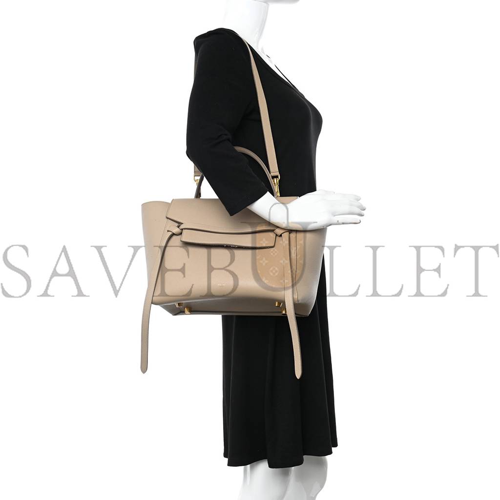 Ce**e grained calfskin mini belt bag light taupe (28*22*18cm)