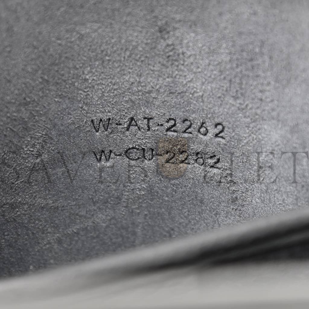 Ce**e baby drummed calfskin nano luggage kohl (20*20*10cm)