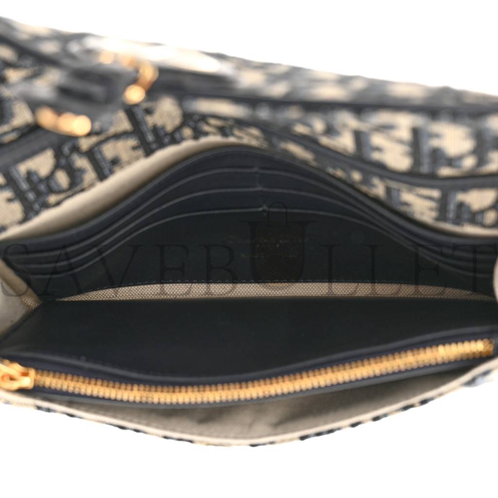 D*or oblique bobby east west pouch blue (22*13*3.2cm)