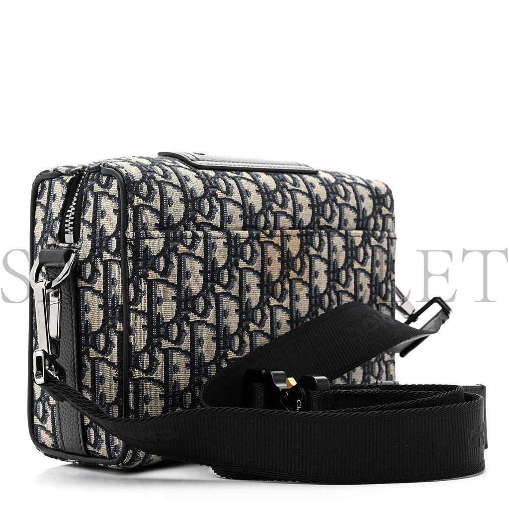 D*or oblique jacquard grained calfskin lingot pouch beige black (22*17*5.7cm)