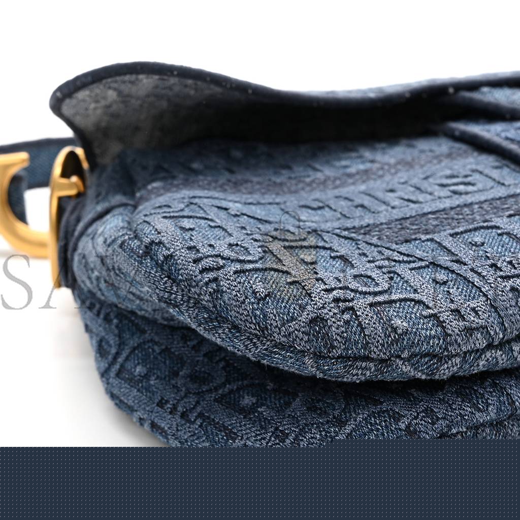 D*or oblique embroidered saddle bag denim blue (27*22*5.1cm)