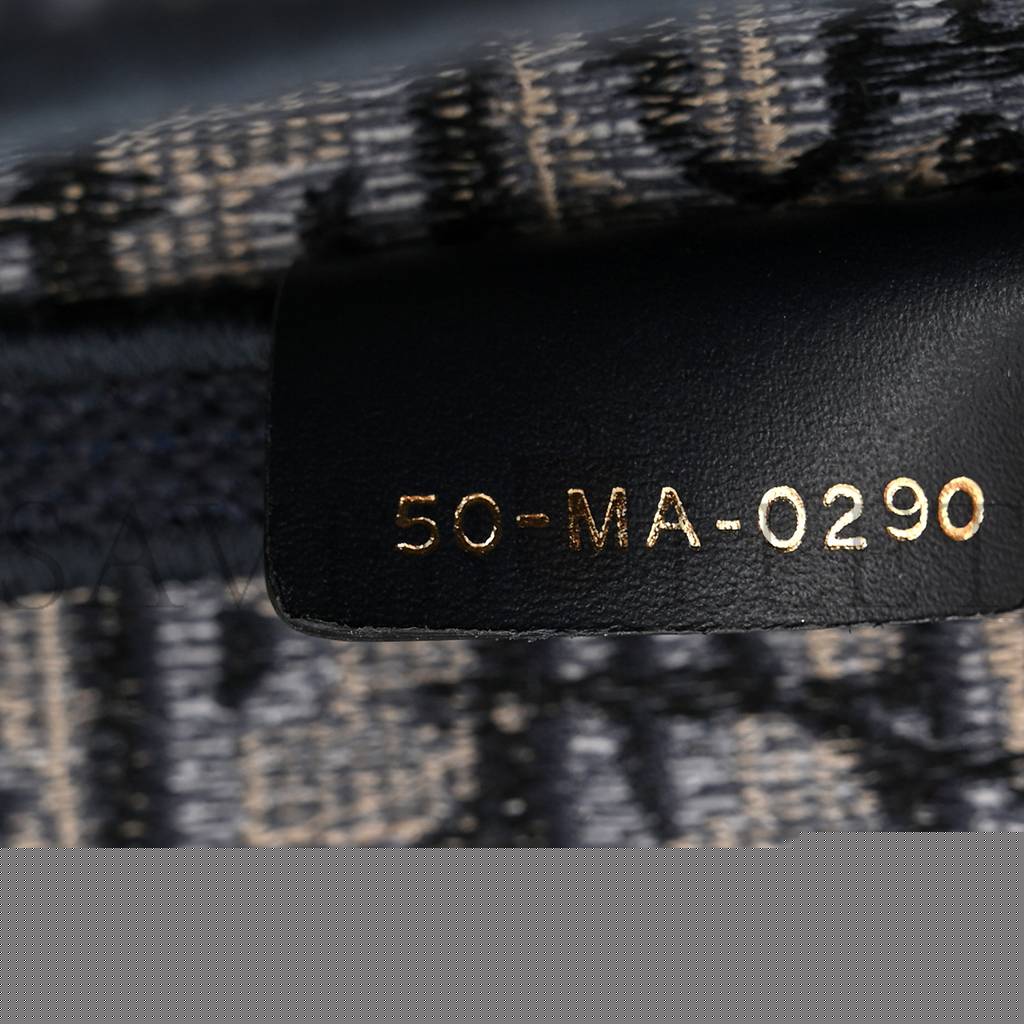 D*or oblique embroidered saddle bag blue (25*19*5.1cm)