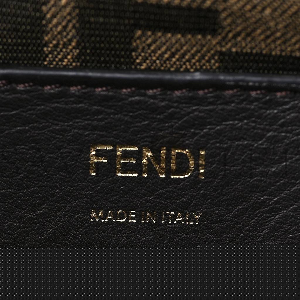 F**di shiny nappa medium F**di first ebano (32*16*10cm)